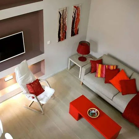 Le Duplex 니스