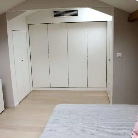 Le Duplex 니스